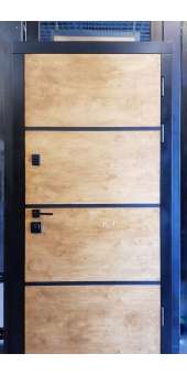 НАШІ РОБОТИ Вхідні двері металеві в будинок. З двох сторін  накладки из тонованої вологостійкої фанери